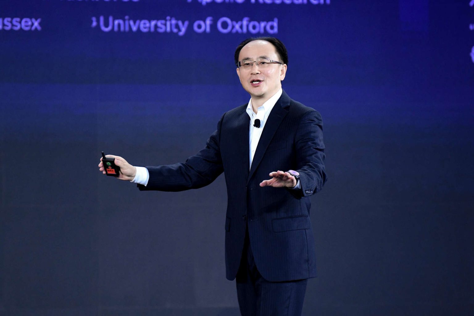 Lenovo Tech World Shanghai: achieving “Smarter AI for All” with hybrid ...
