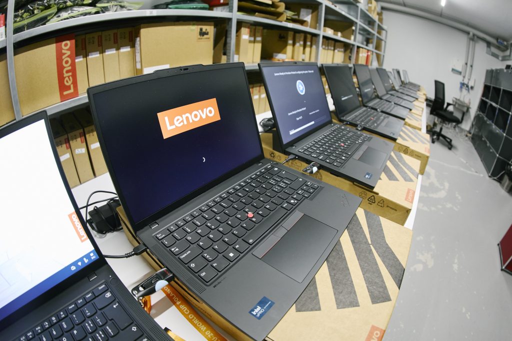 Lenovo PCs for FIFA